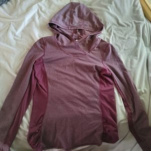 Athletic shirt-burgundy-hooded